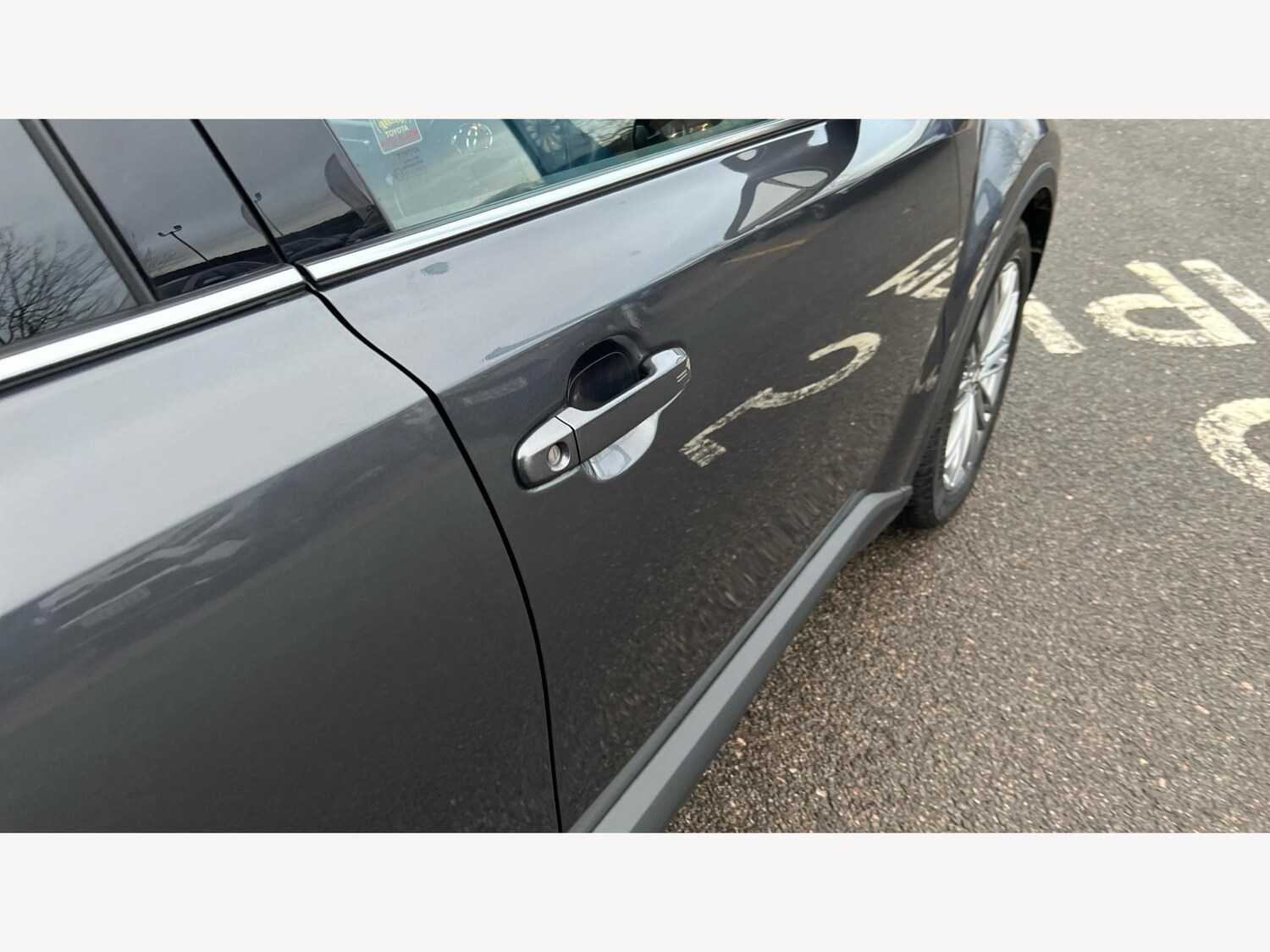 Used Toyota C-HR 2023 for sale - 77524665: Photo 28