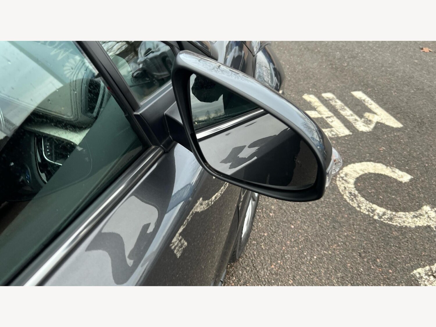 Used Toyota C-HR 2023 for sale - 77524665: Photo 29