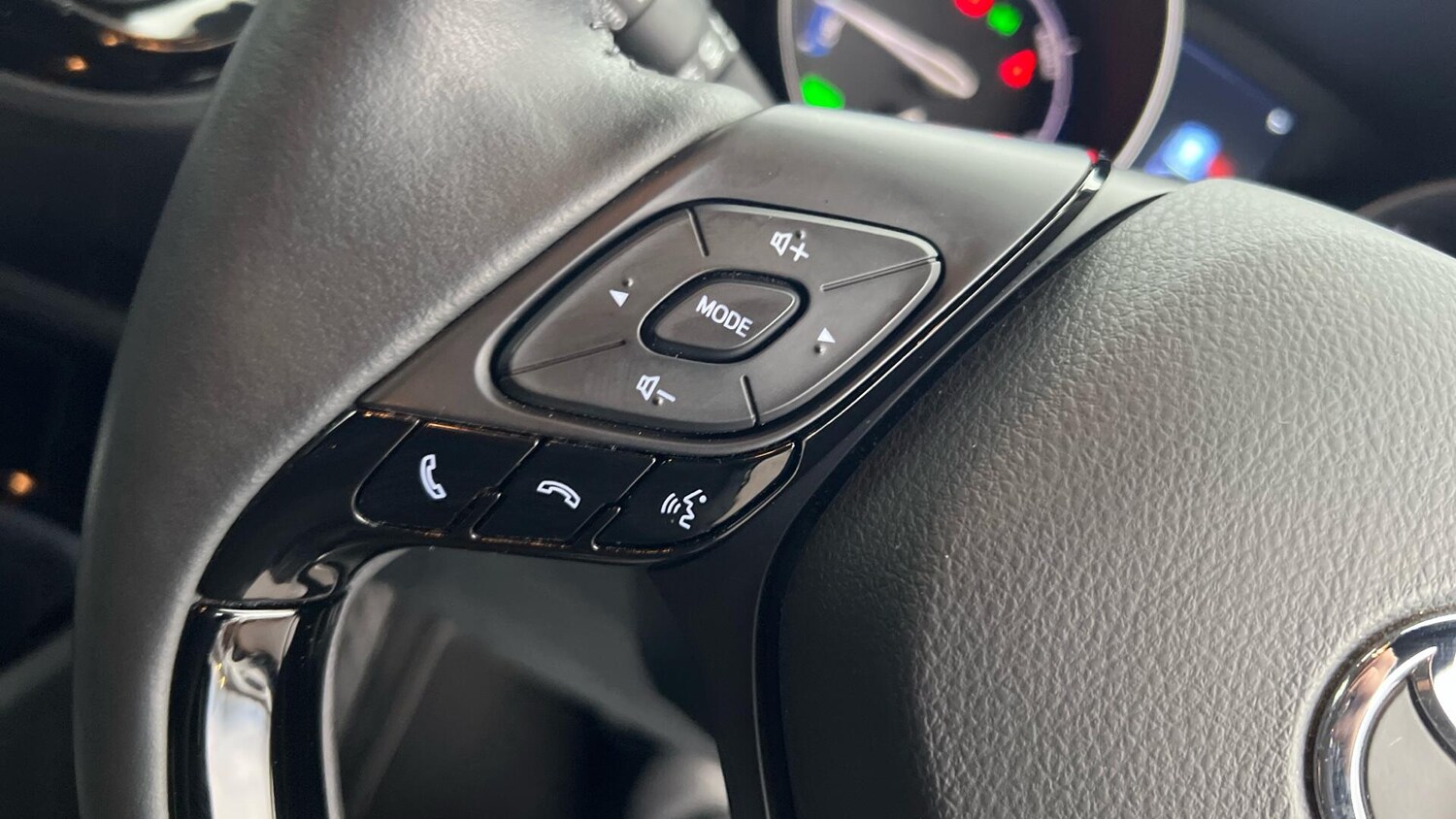 Used Toyota C-HR 2023 for sale - 77524665: Photo 38