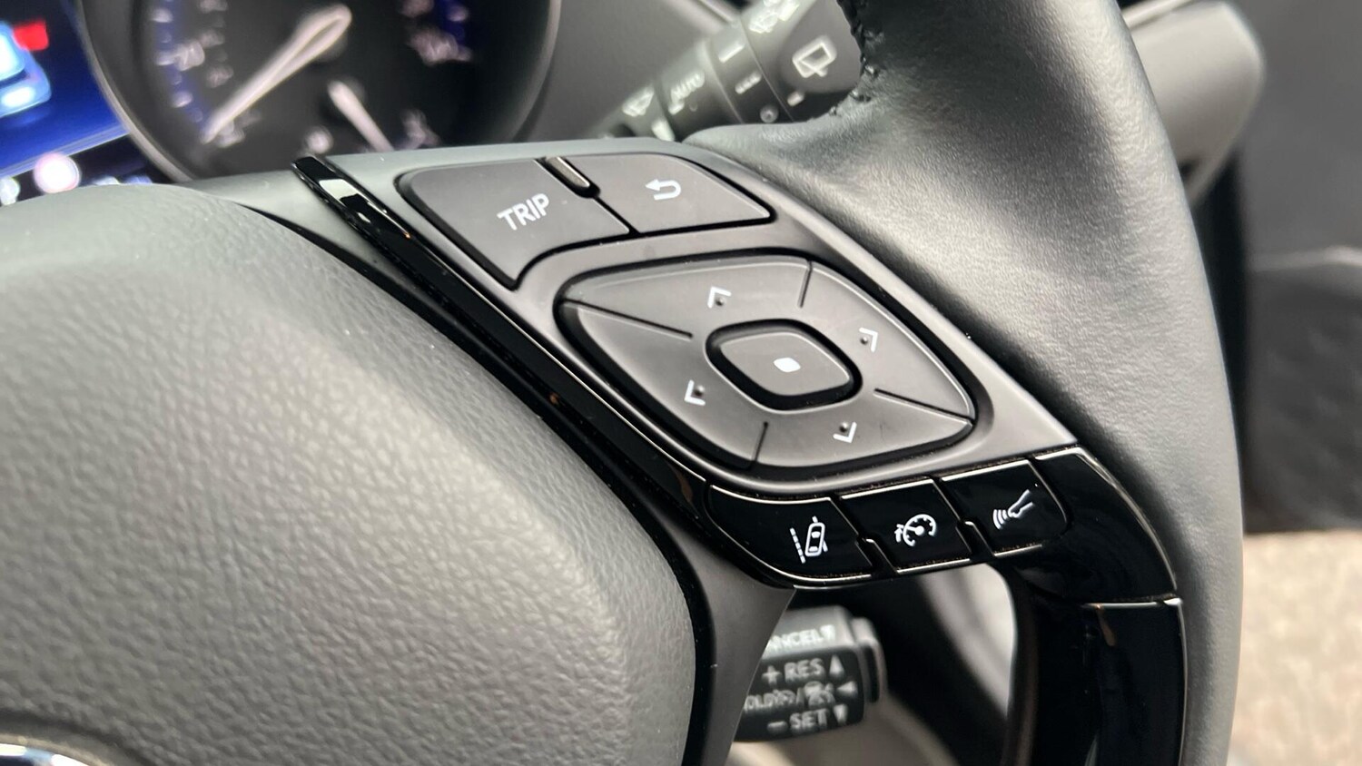 Used Toyota C-HR 2023 for sale - 77524665: Photo 39