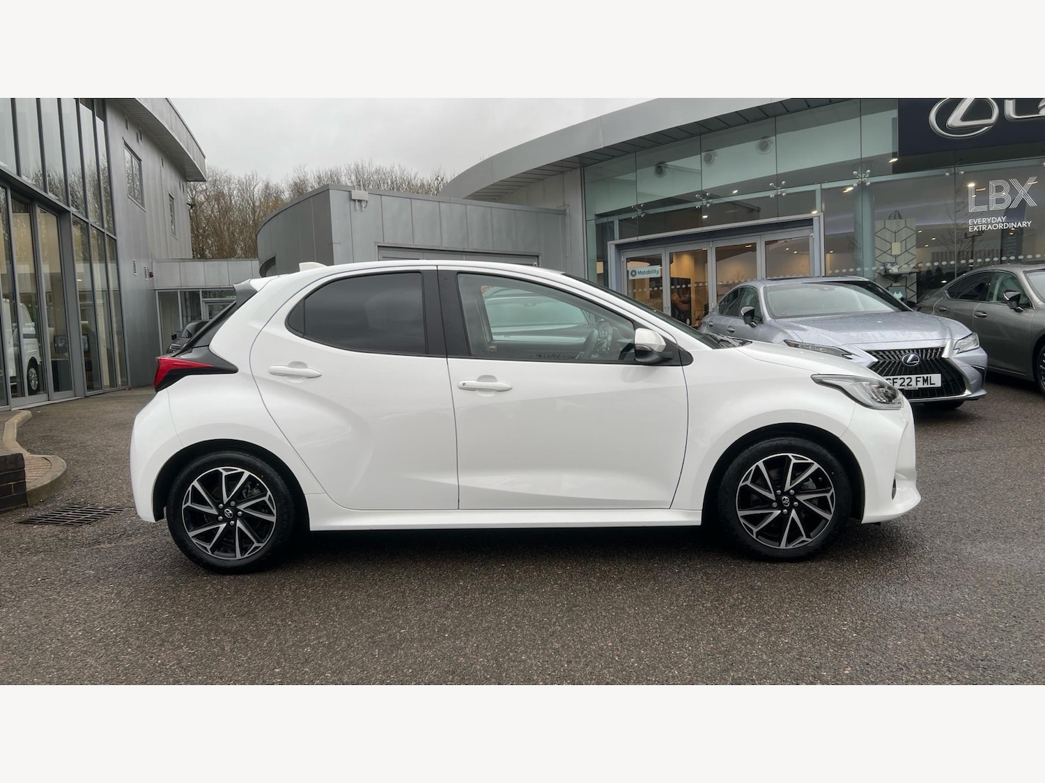 Used Toyota Yaris for sale - 77175945: Photo 18