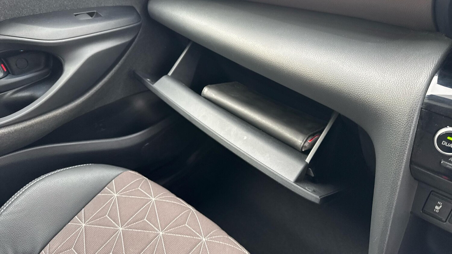 Used Toyota Yaris Cross for sale - 78007027: Photo 34