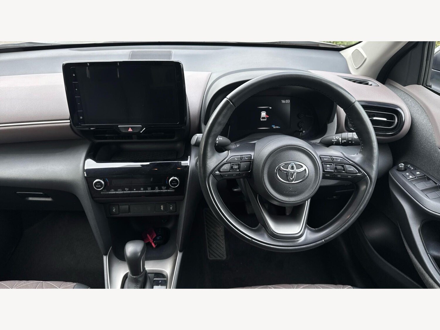 Used Toyota Yaris Cross for sale - 78007027: Photo 8