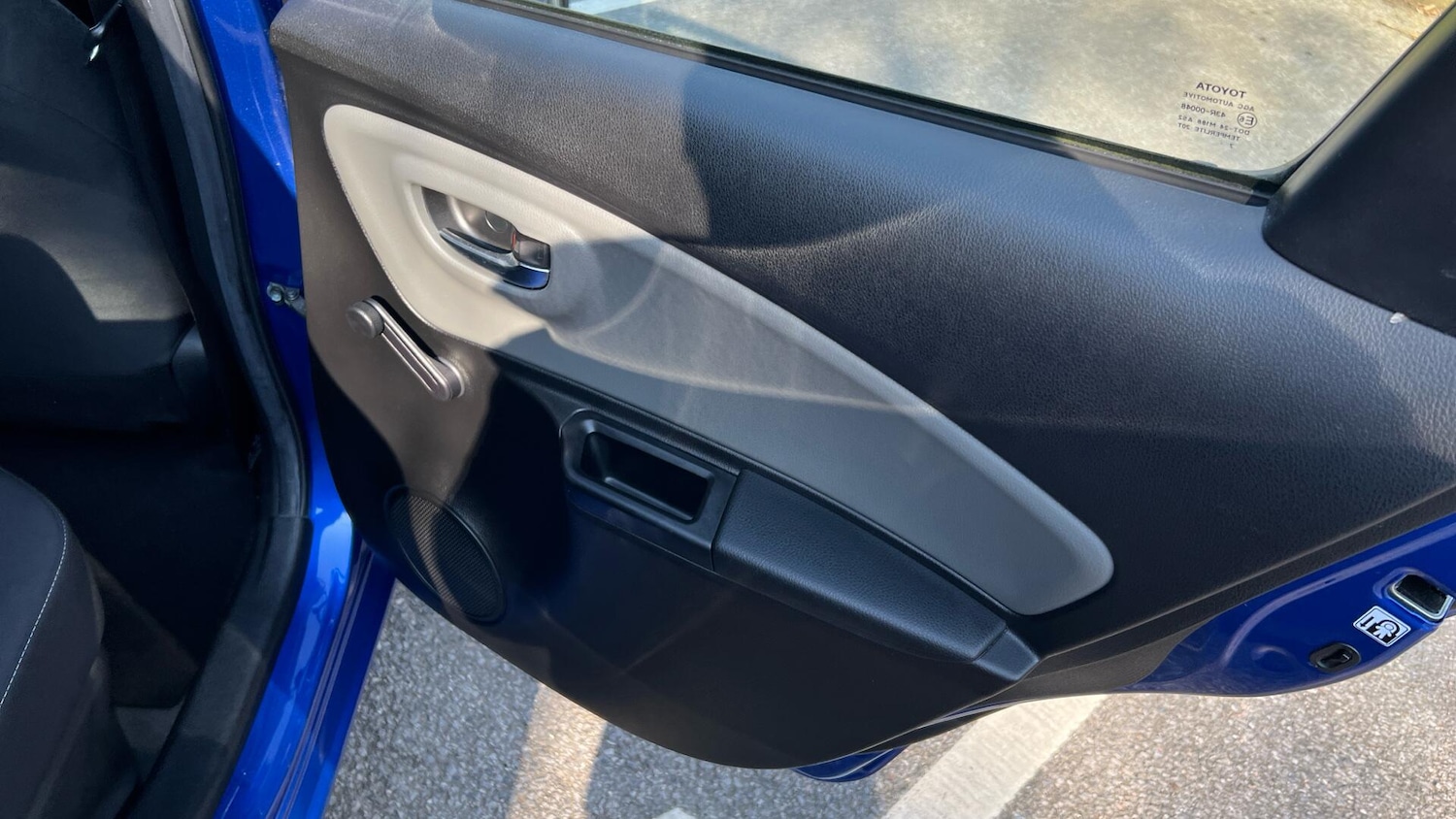 Used Toyota Yaris 2018 for sale - 77977894: Photo 32