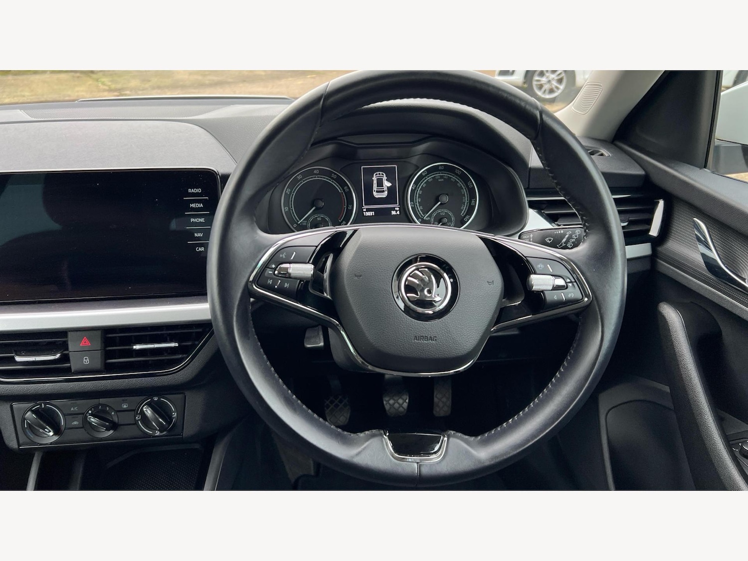 Used Skoda Kamiq 2022 for sale - 76990871: Photo 10