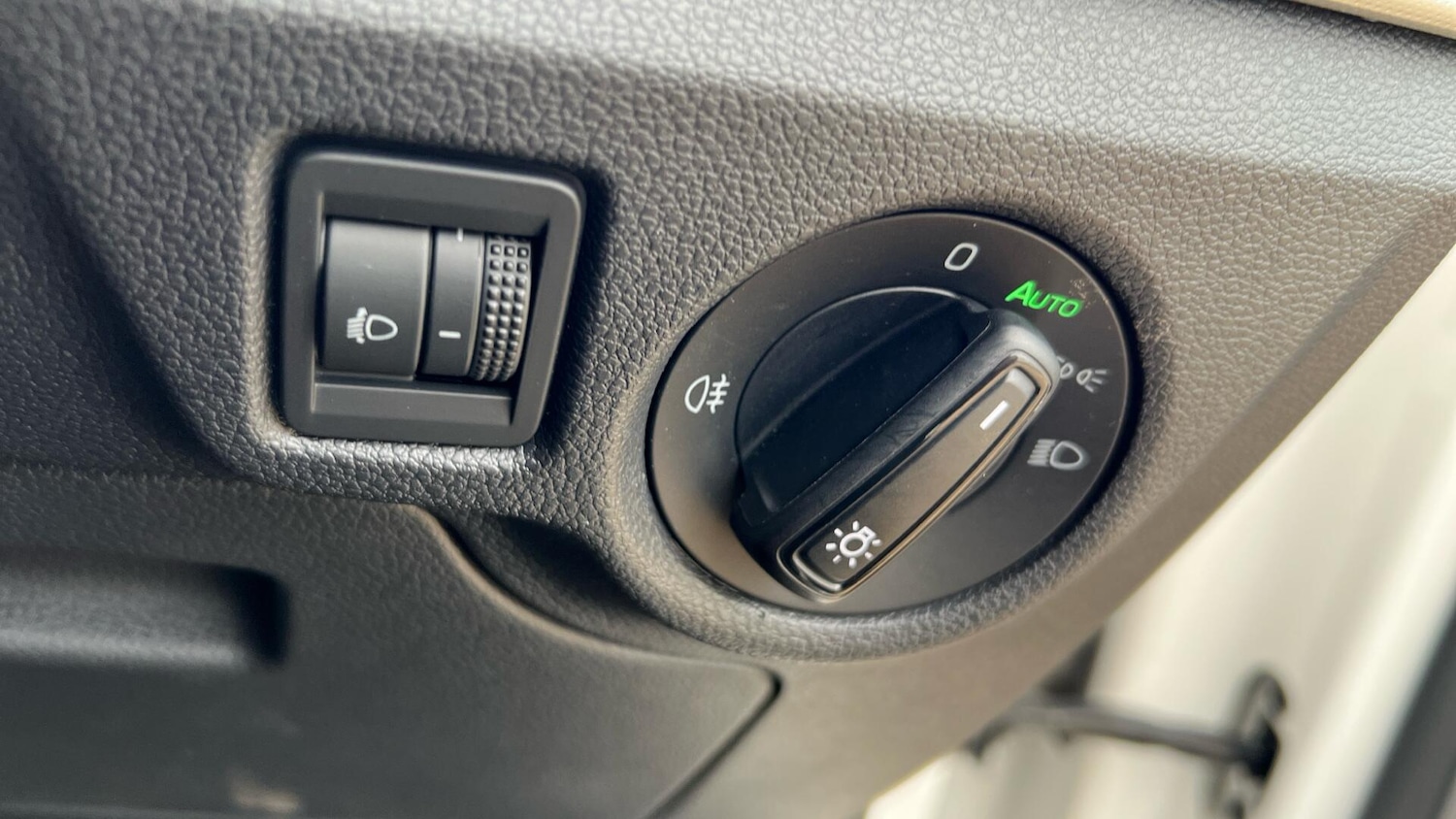 Used Skoda Kamiq 2022 for sale - 76990871: Photo 43