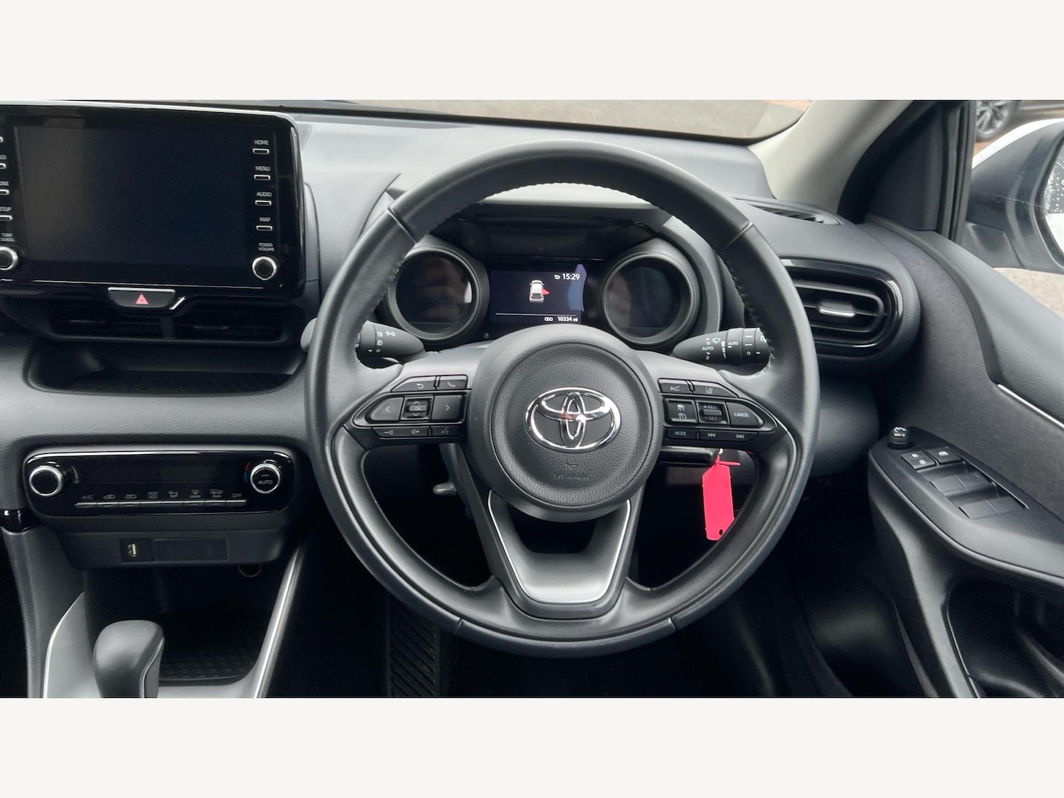 Used Toyota Yaris 2022 for sale - 77215457: Photo 10