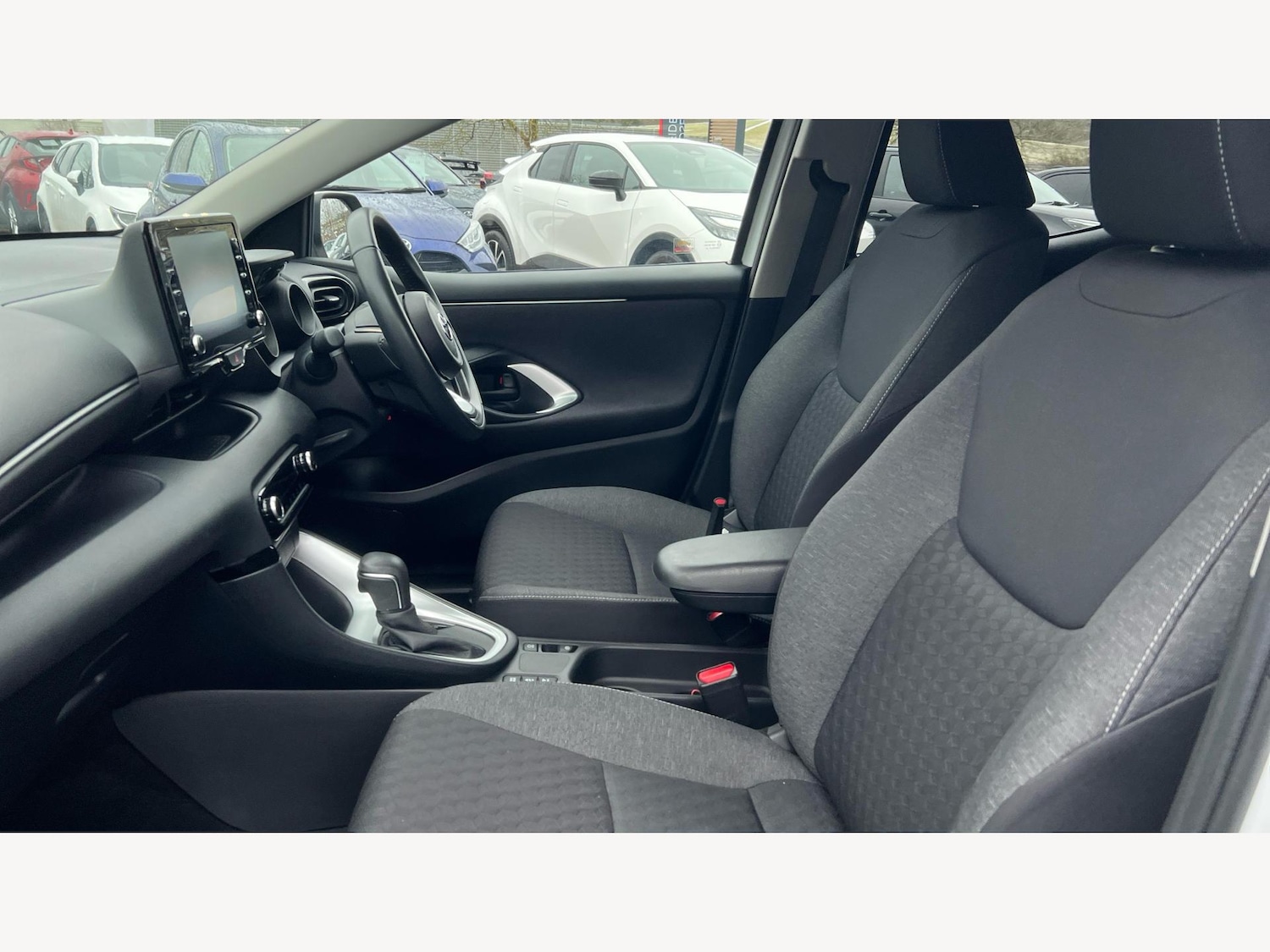 Used Toyota Yaris 2022 for sale - 77215457: Photo 12