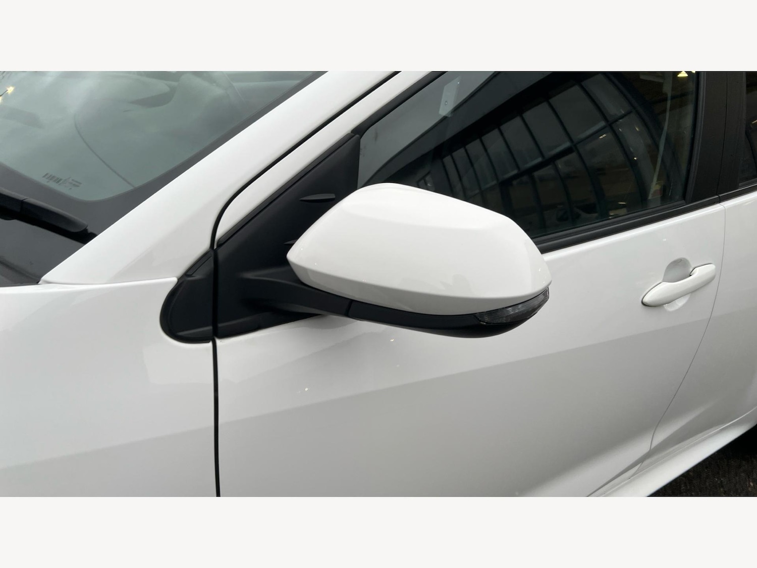 Used Toyota Yaris 2022 for sale - 77215457: Photo 23