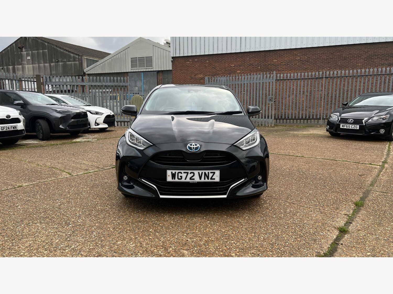 Used Toyota Yaris 2022 for sale - 76976781: Photo 17