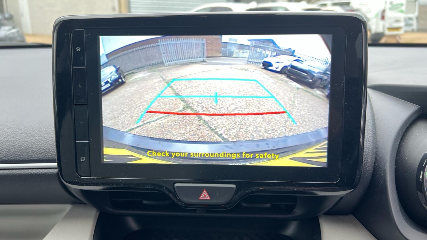 Used Toyota Yaris 2022 for sale - 76976781: Photo 42