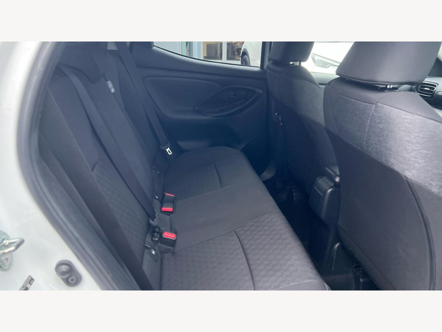 Used Toyota Yaris 2022 for sale - 77468245: Photo 14