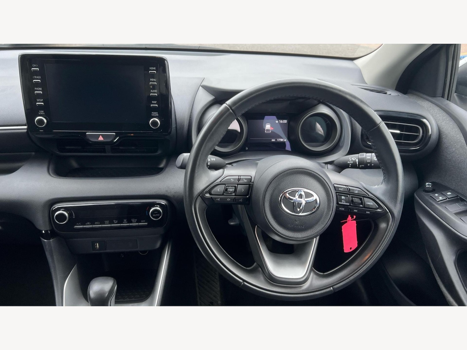 Used Toyota Yaris 2022 for sale - 77468245: Photo 8