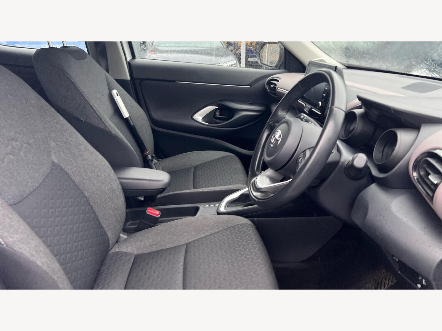 Used Toyota Yaris Cross 2023 for sale - 76659227: Photo 13