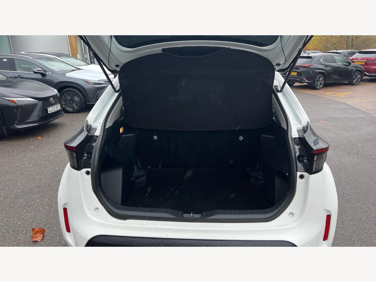 Used Toyota Yaris Cross 2023 for sale - 76659227: Photo 16