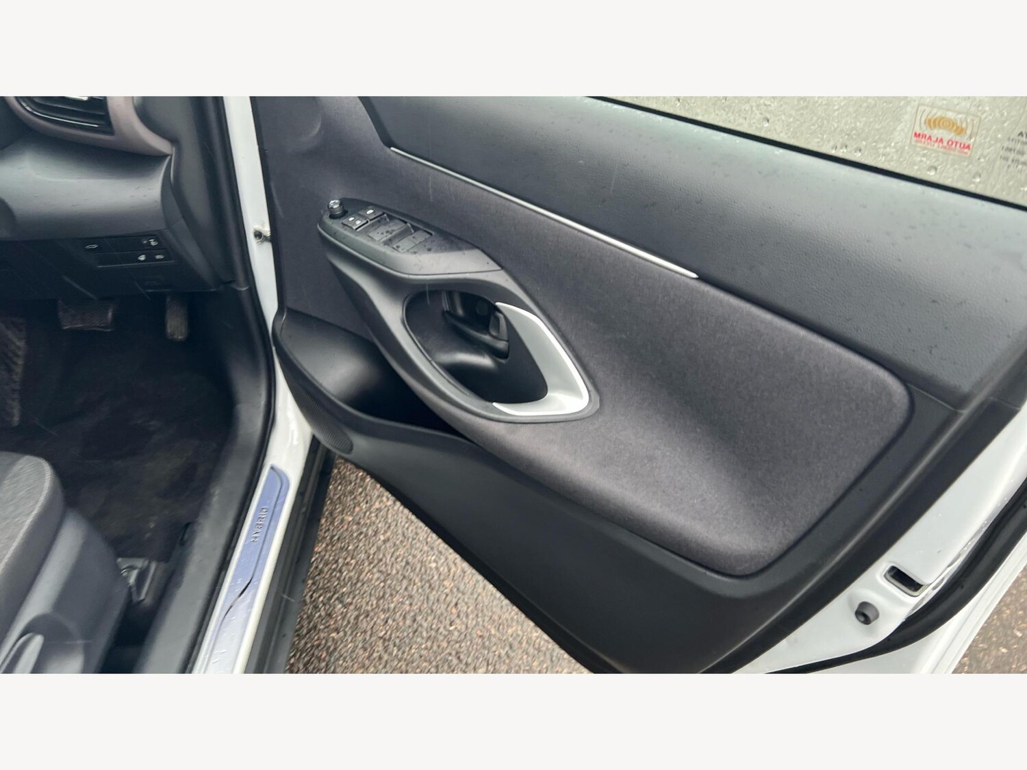 Used Toyota Yaris Cross 2023 for sale - 76659227: Photo 30