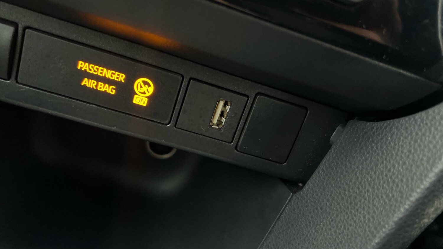 Used Toyota Yaris Cross 2023 for sale - 76659227: Photo 41