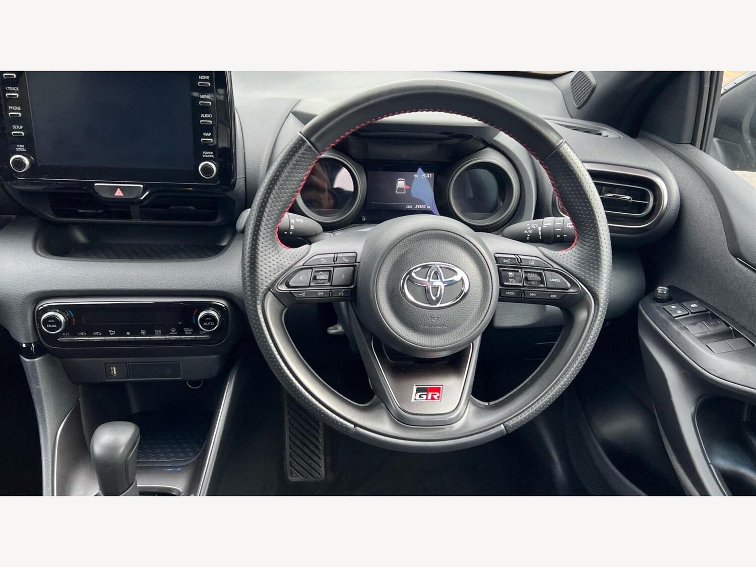Used Toyota Yaris 2023 for sale - 77074017: Photo 10