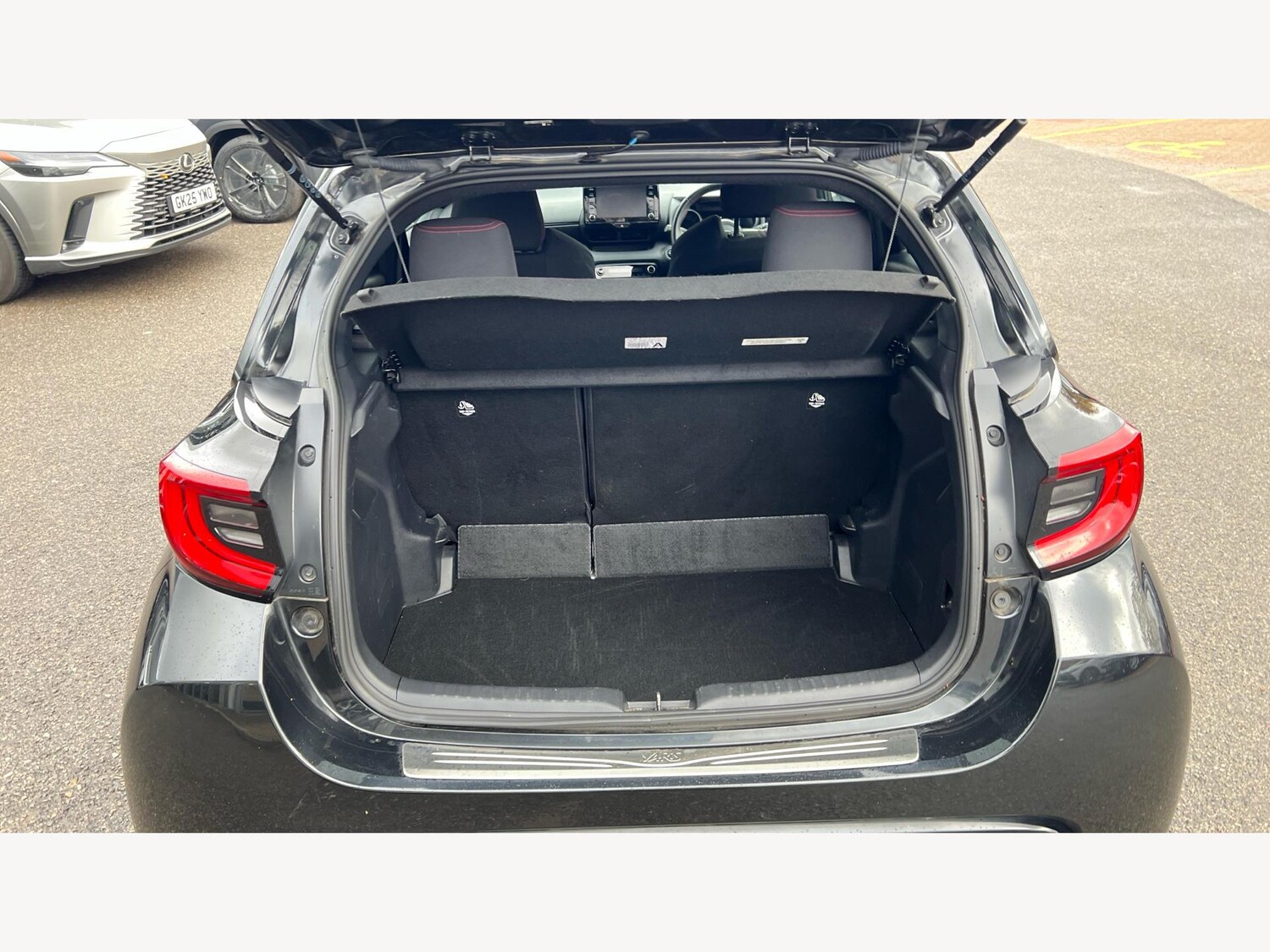 Used Toyota Yaris 2023 for sale - 77074017: Photo 16