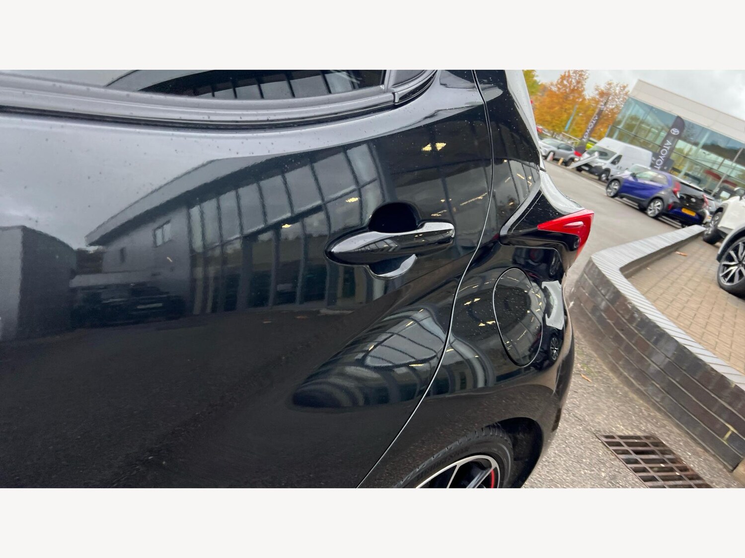 Used Toyota Yaris 2023 for sale - 77074017: Photo 24