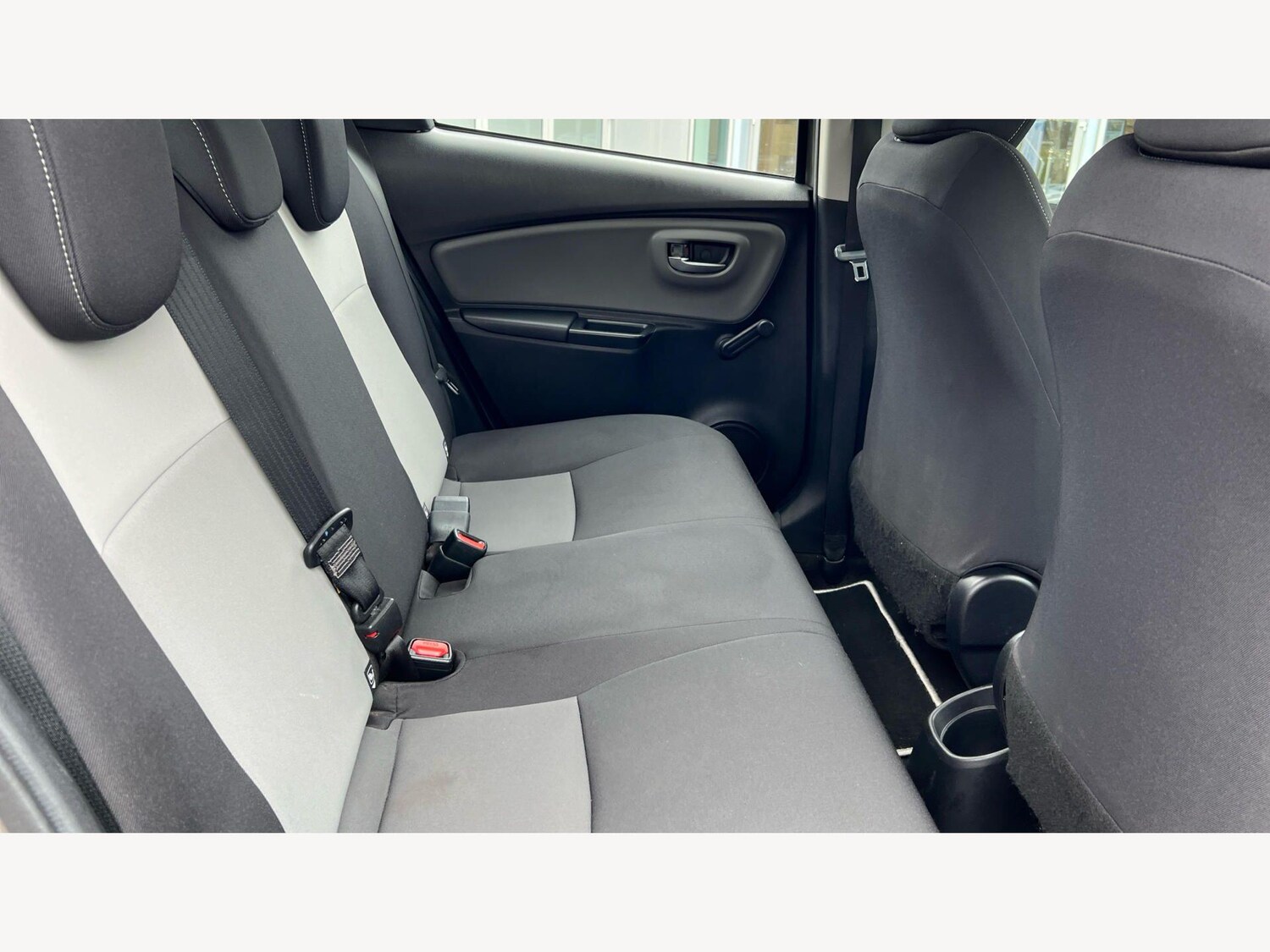 Used Toyota Yaris for sale - 78215062: Photo 10