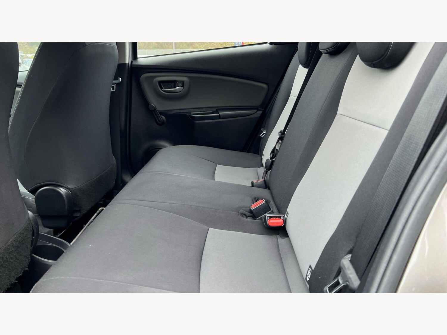 Used Toyota Yaris for sale - 78215062: Photo 17