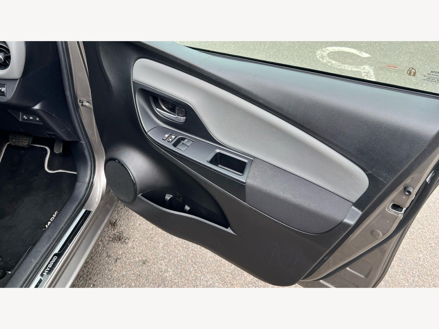 Used Toyota Yaris for sale - 78215062: Photo 41