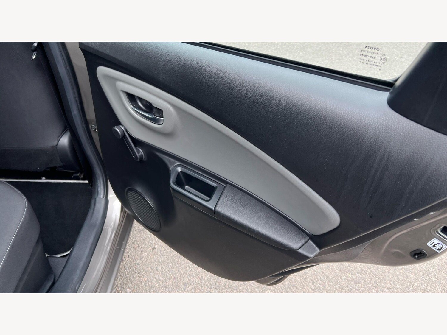 Used Toyota Yaris for sale - 78215062: Photo 42