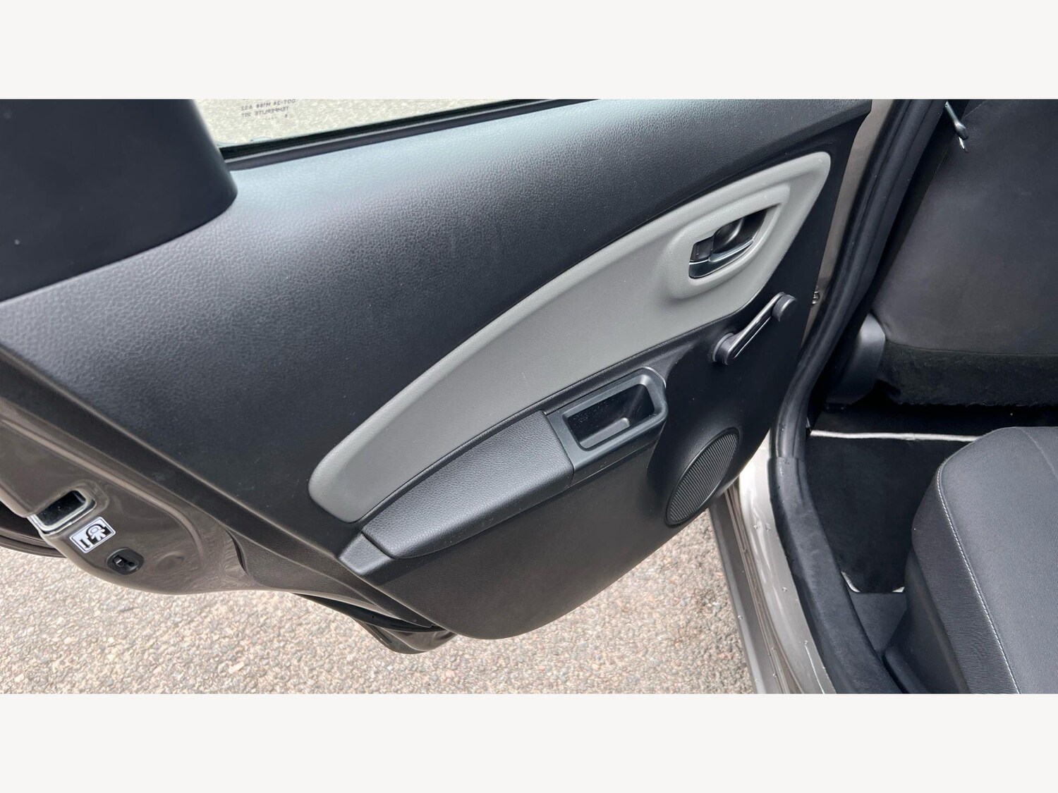 Used Toyota Yaris for sale - 78215062: Photo 43