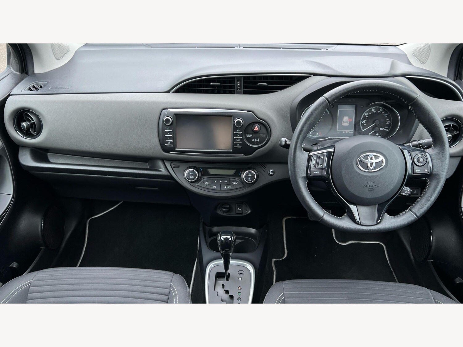 Used Toyota Yaris for sale - 78215062: Photo 8
