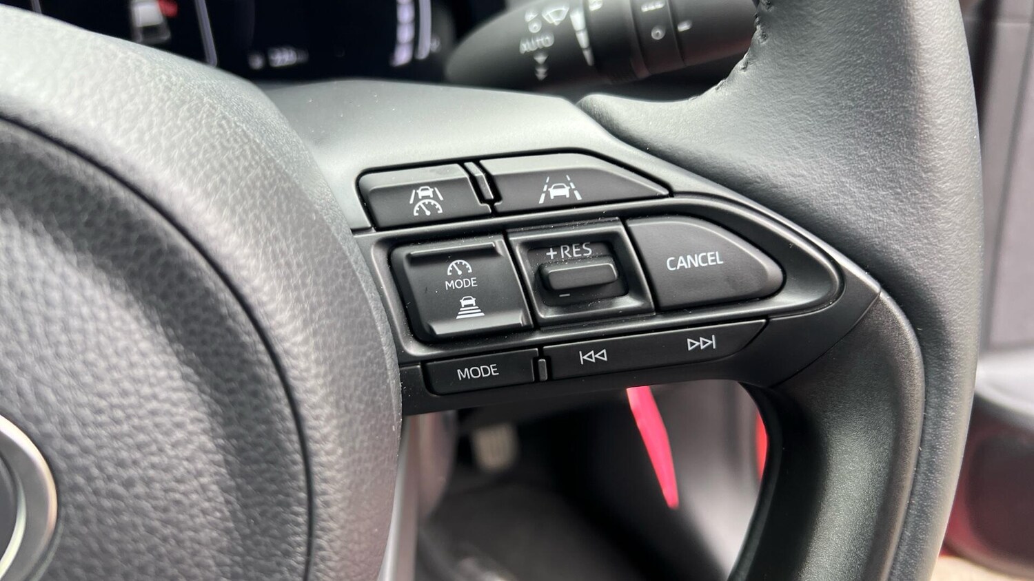 Used Toyota Yaris for sale - 78007815: Photo 40