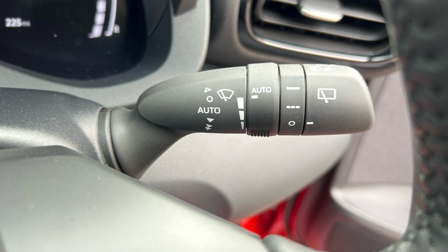 Used Toyota Yaris for sale - 78007815: Photo 42