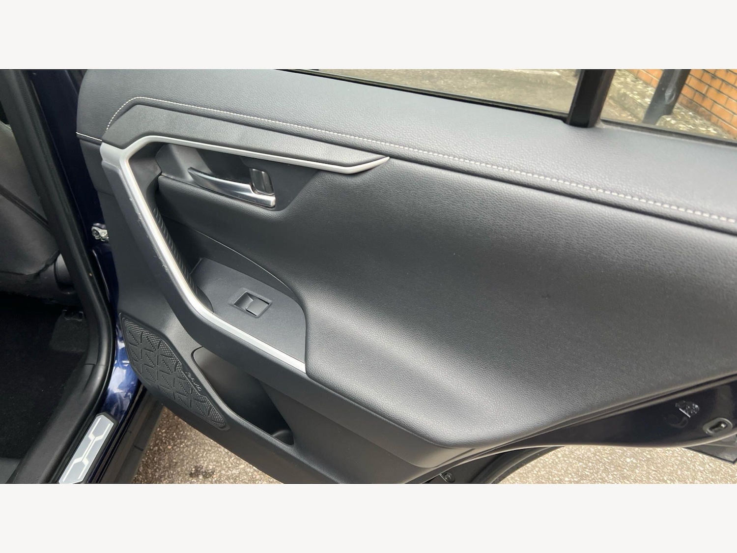 Used Toyota RAV4 2021 for sale - 78116231: Photo 32