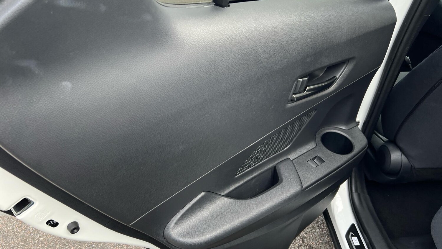 Used Toyota C-HR 2024 for sale - 77074489: Photo 33