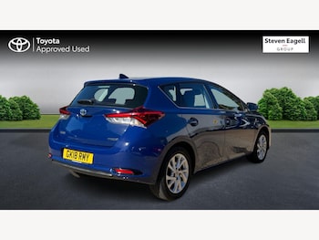 Used Toyota Auris 2018 for sale - 76247020: Photo