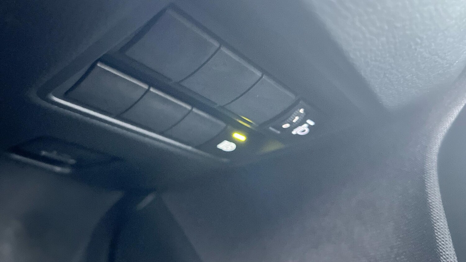 Used Toyota Yaris for sale - 77214854: Photo 43