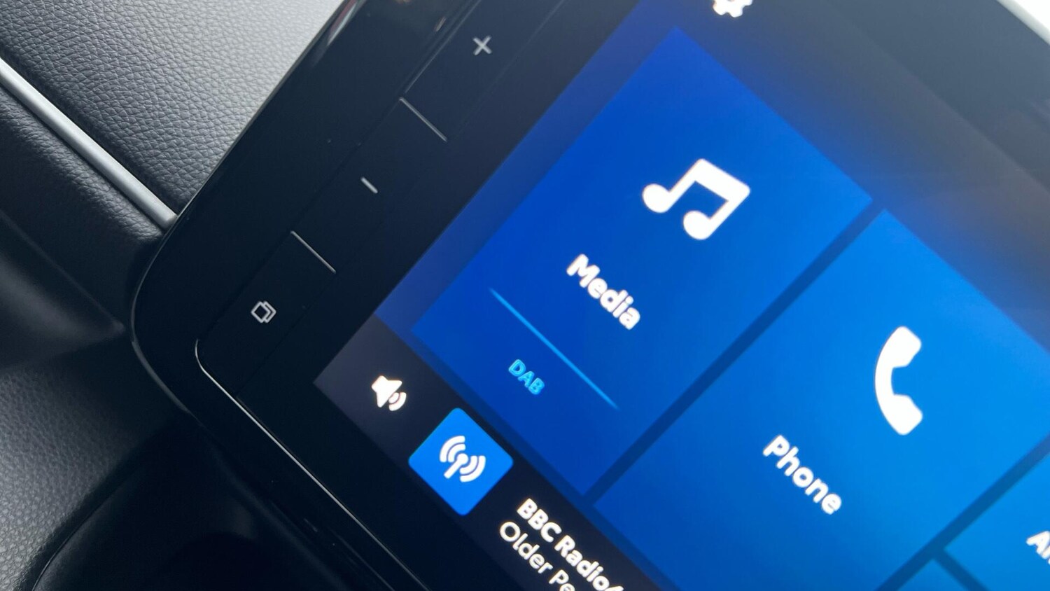 Used Toyota Yaris for sale - 77214854: Photo 45