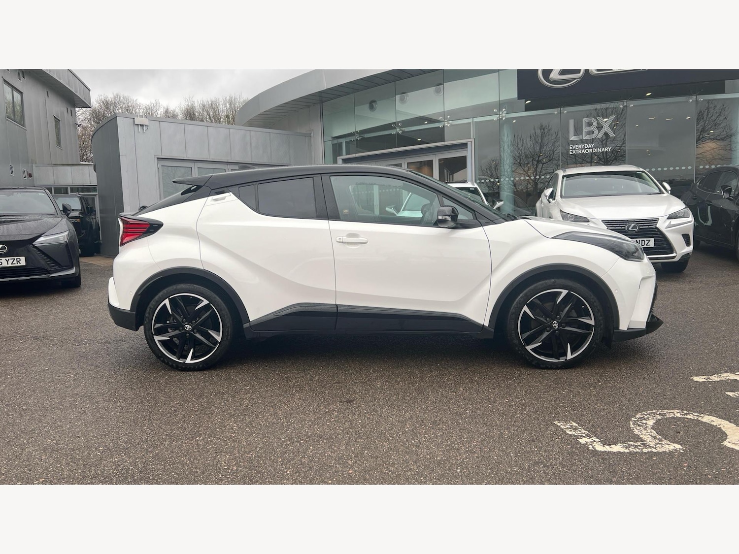 Used Toyota C-HR 2023 for sale - 77439899: Photo 18