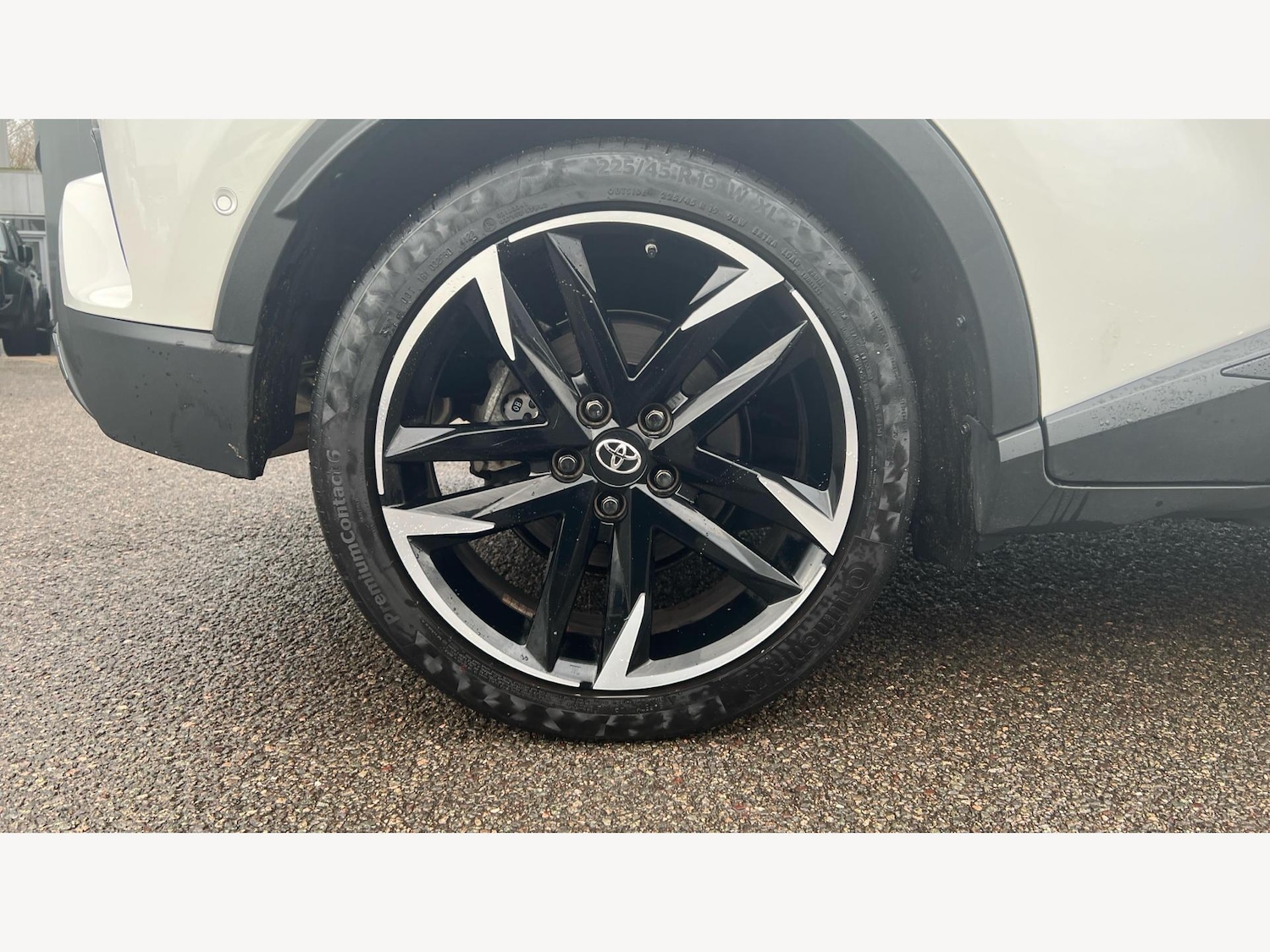 Used Toyota C-HR 2023 for sale - 77439899: Photo 20