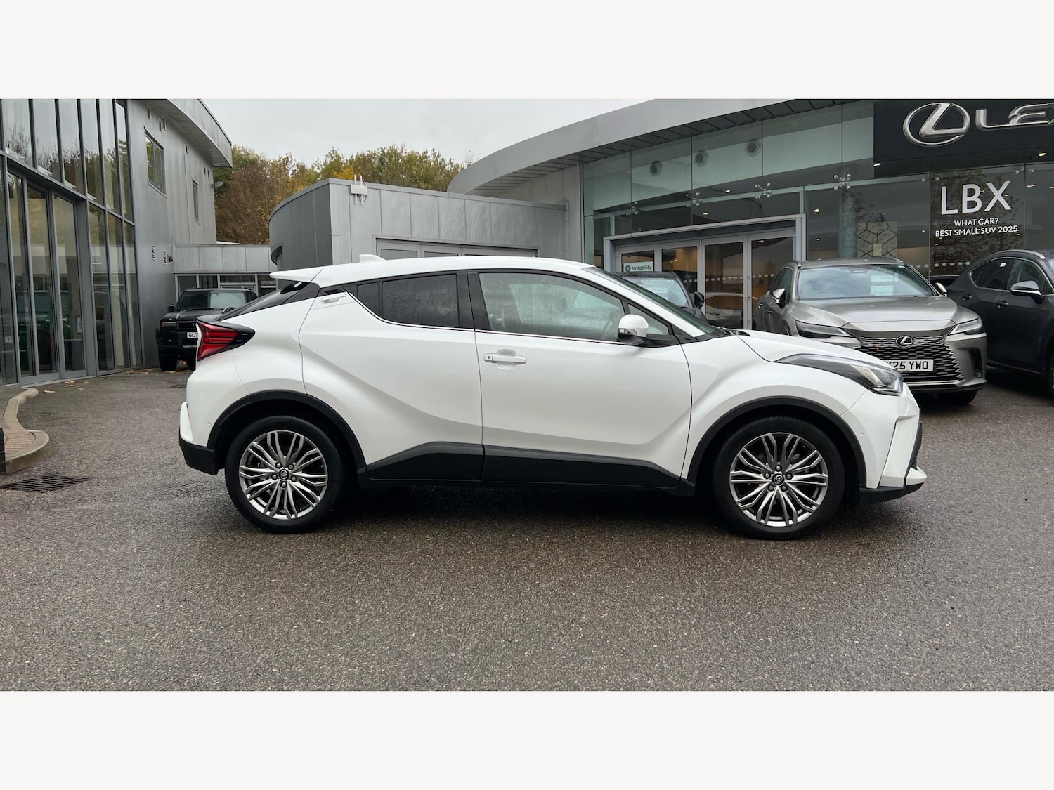 Used Toyota C-HR 2022 for sale - 77074647: Photo 18