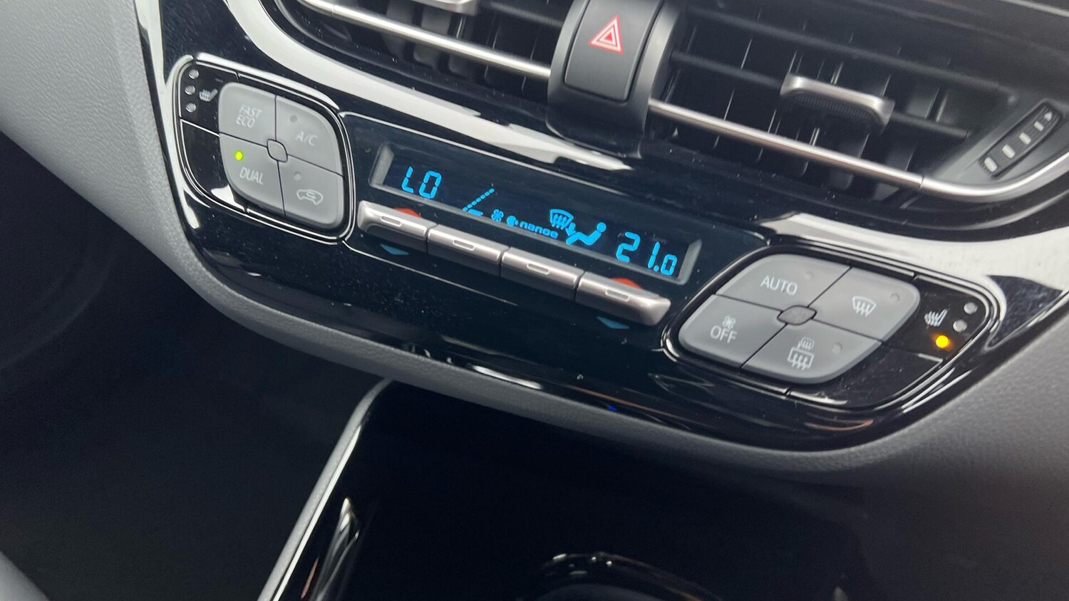 Used Toyota C-HR 2022 for sale - 77074647: Photo 36