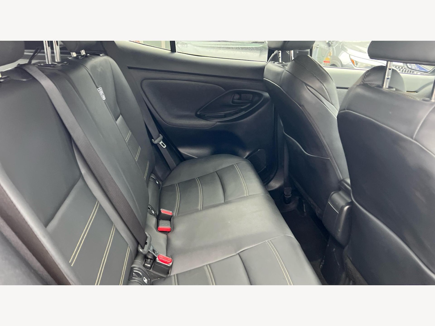 Used Toyota Yaris Cross 2022 for sale - 76666878: Photo 14