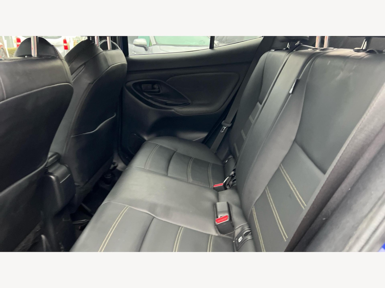 Used Toyota Yaris Cross 2022 for sale - 76666878: Photo 15