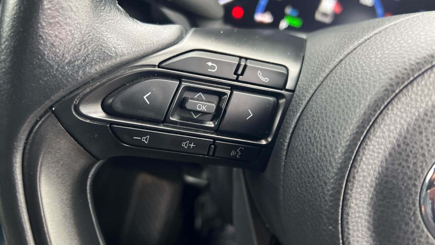 Used Toyota Yaris Cross 2022 for sale - 76666878: Photo 40