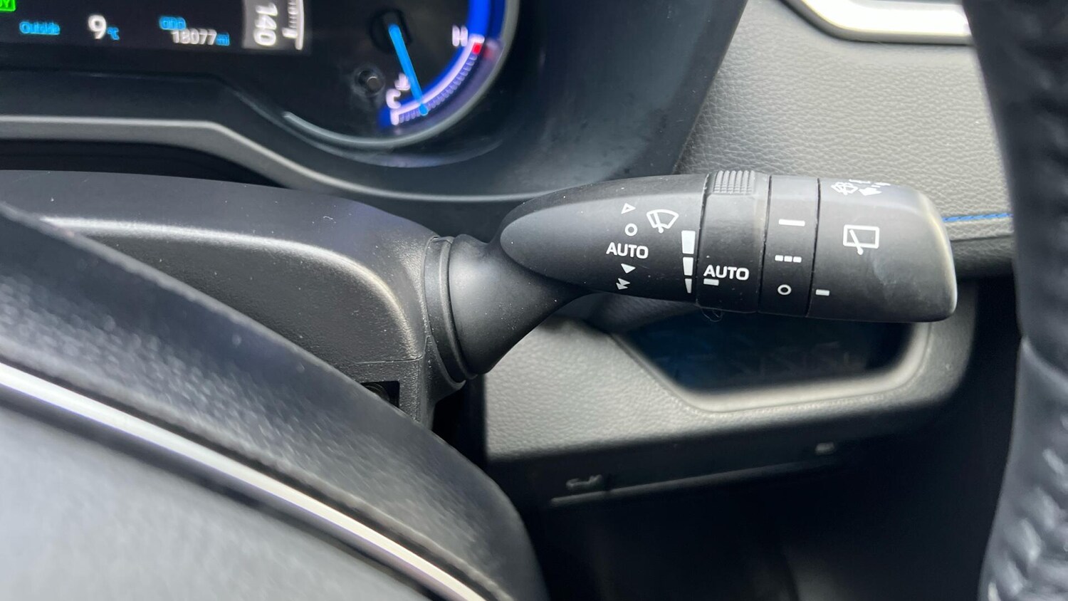 Used Toyota RAV4 for sale - 77279951: Photo 44