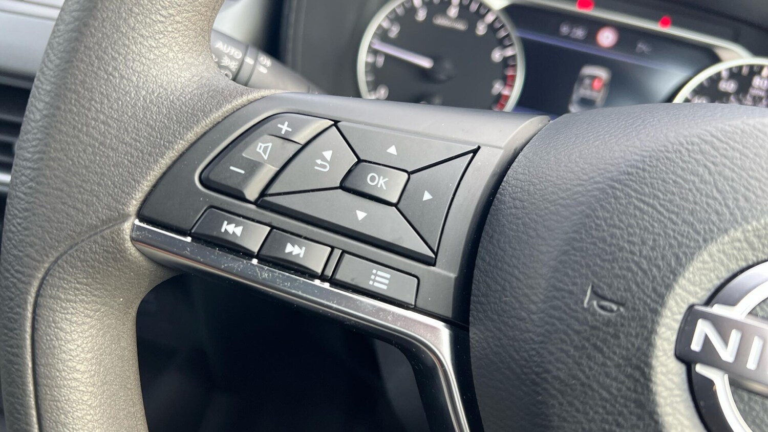 Used Nissan Juke 2025 for sale - 76457812: Photo 40