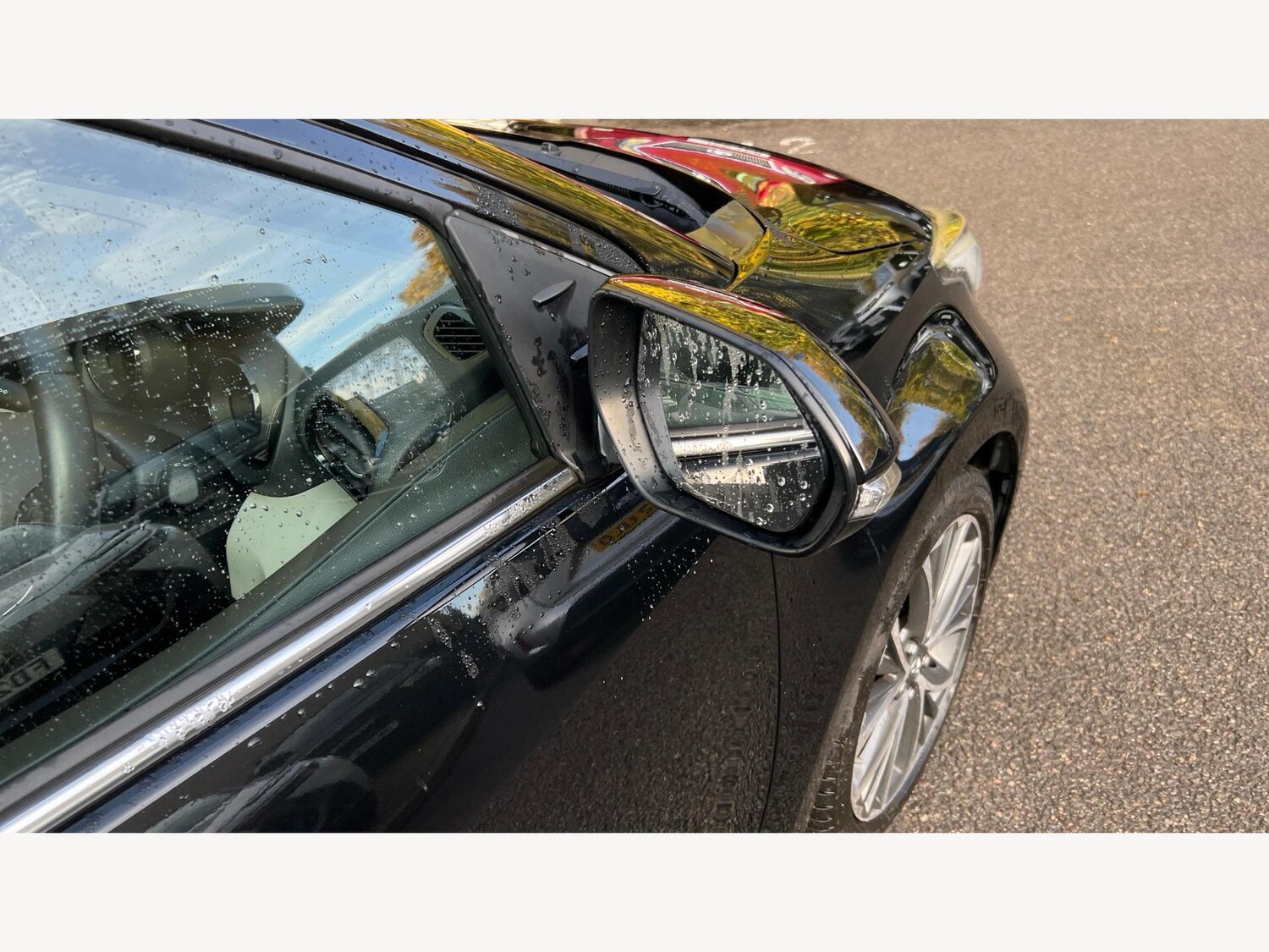 Used Toyota Yaris for sale - 77074379: Photo 28