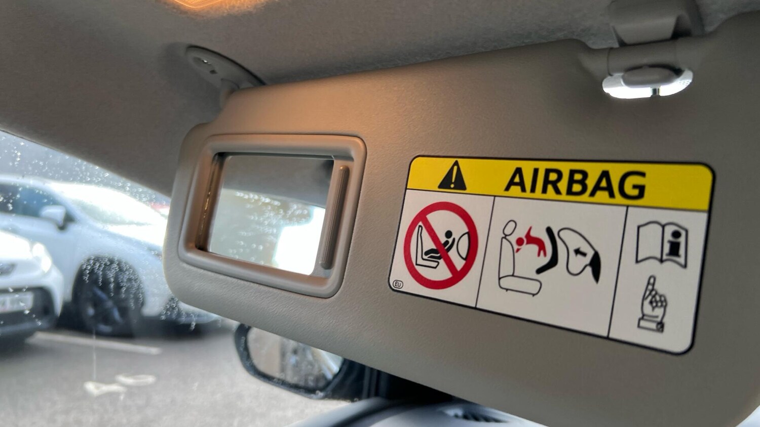 Used Toyota Yaris for sale - 77074379: Photo 34