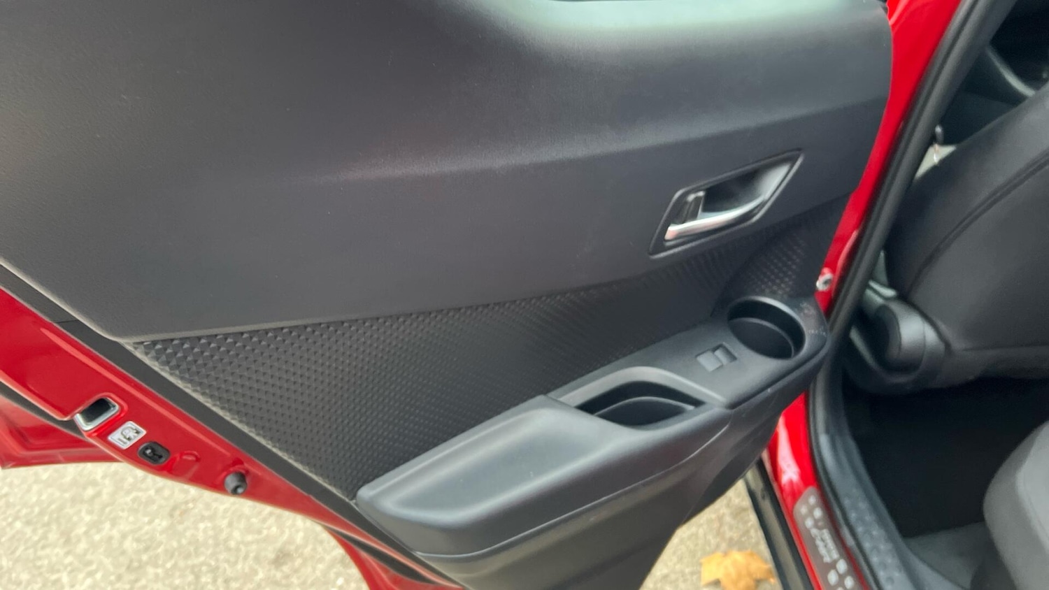 Used Toyota C-HR 2022 for sale - 76667498: Photo 33