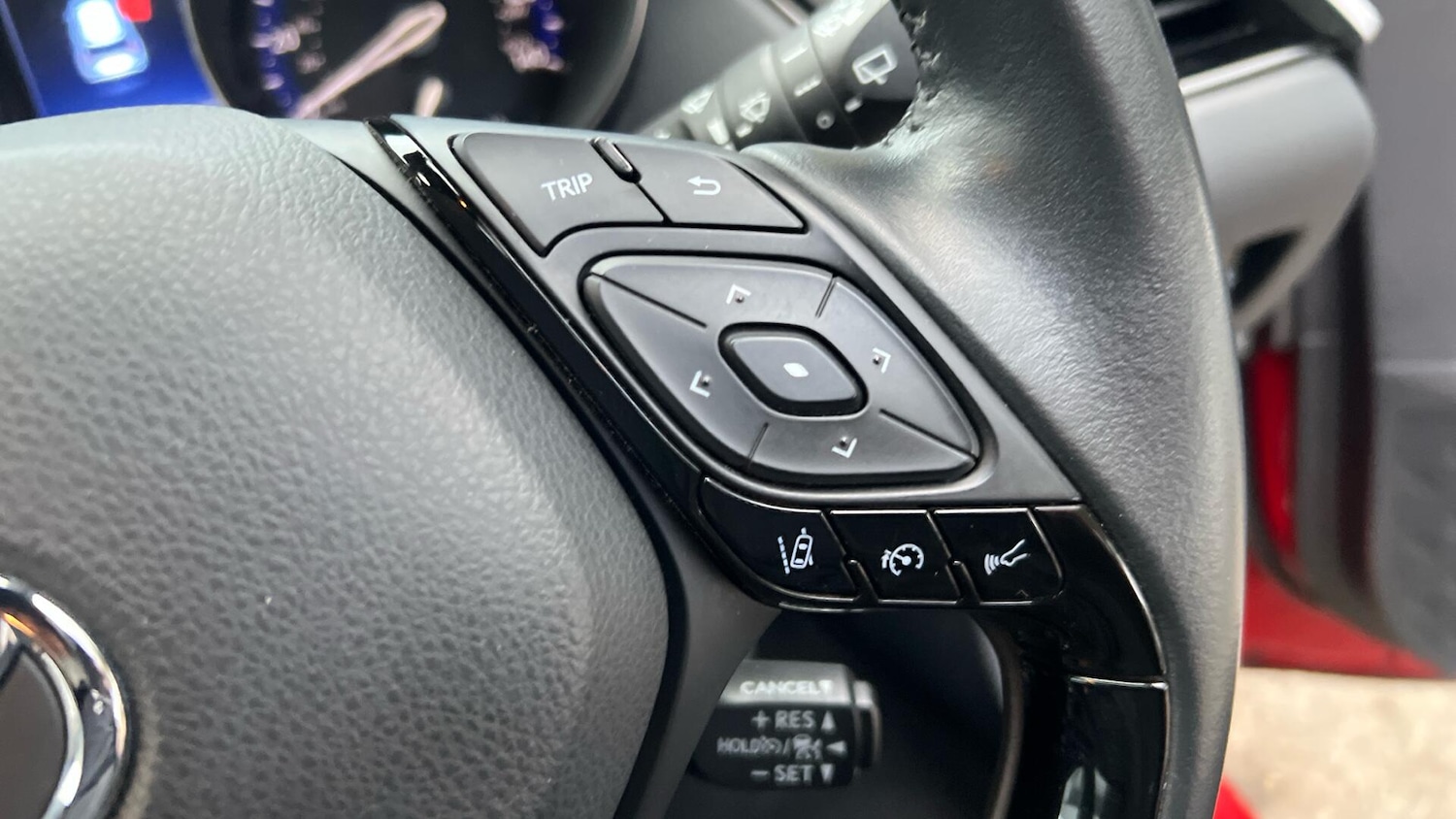 Used Toyota C-HR 2022 for sale - 76667498: Photo 39